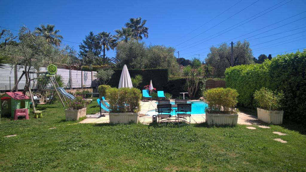 Parfums D'Azur Bed and Breakfast Λε Κανέ Εξωτερικό φωτογραφία