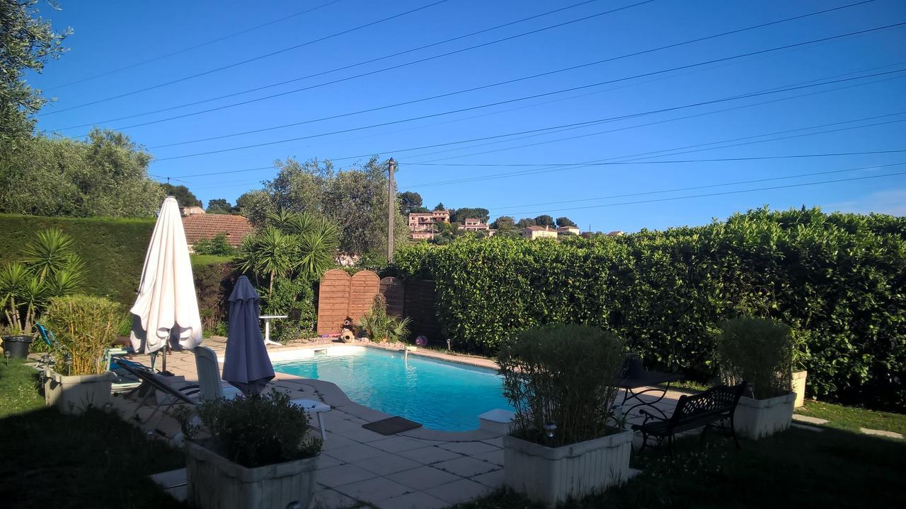 Parfums D'Azur Bed and Breakfast Λε Κανέ Εξωτερικό φωτογραφία